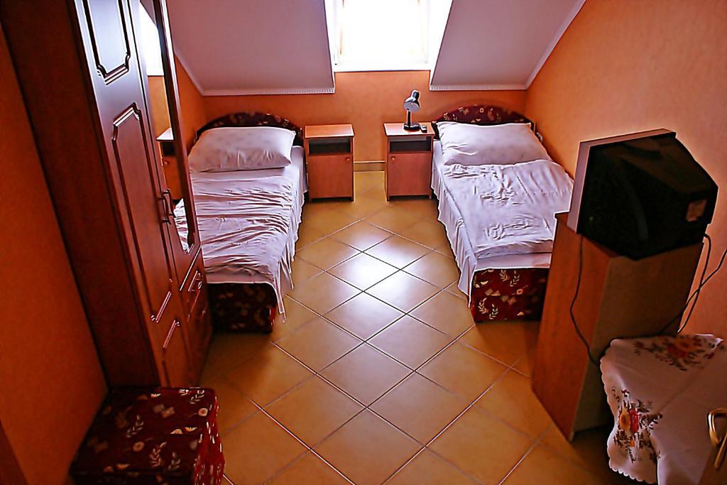 Hotel Abigel Vendeghaz Harkány Pokój zdjęcie