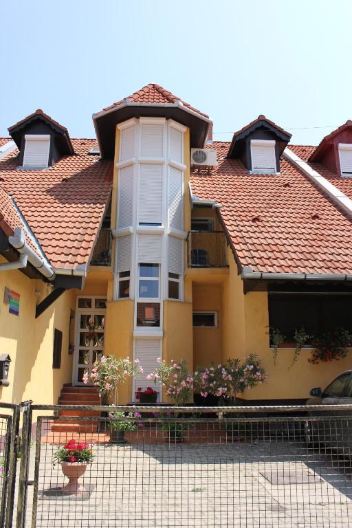 Hotel Abigel Vendeghaz Harkány Zewnętrze zdjęcie