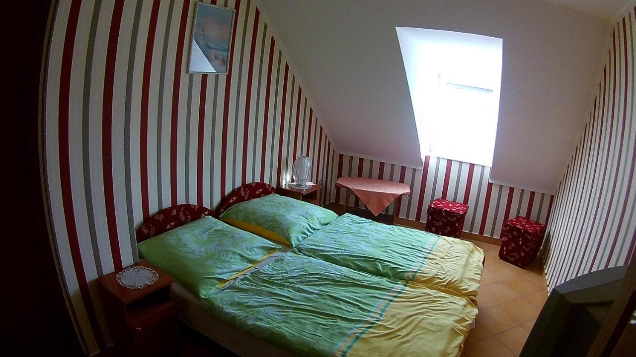 Hotel Abigel Vendeghaz Harkány Zewnętrze zdjęcie