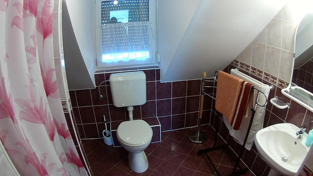 Hotel Abigel Vendeghaz Harkány Zewnętrze zdjęcie