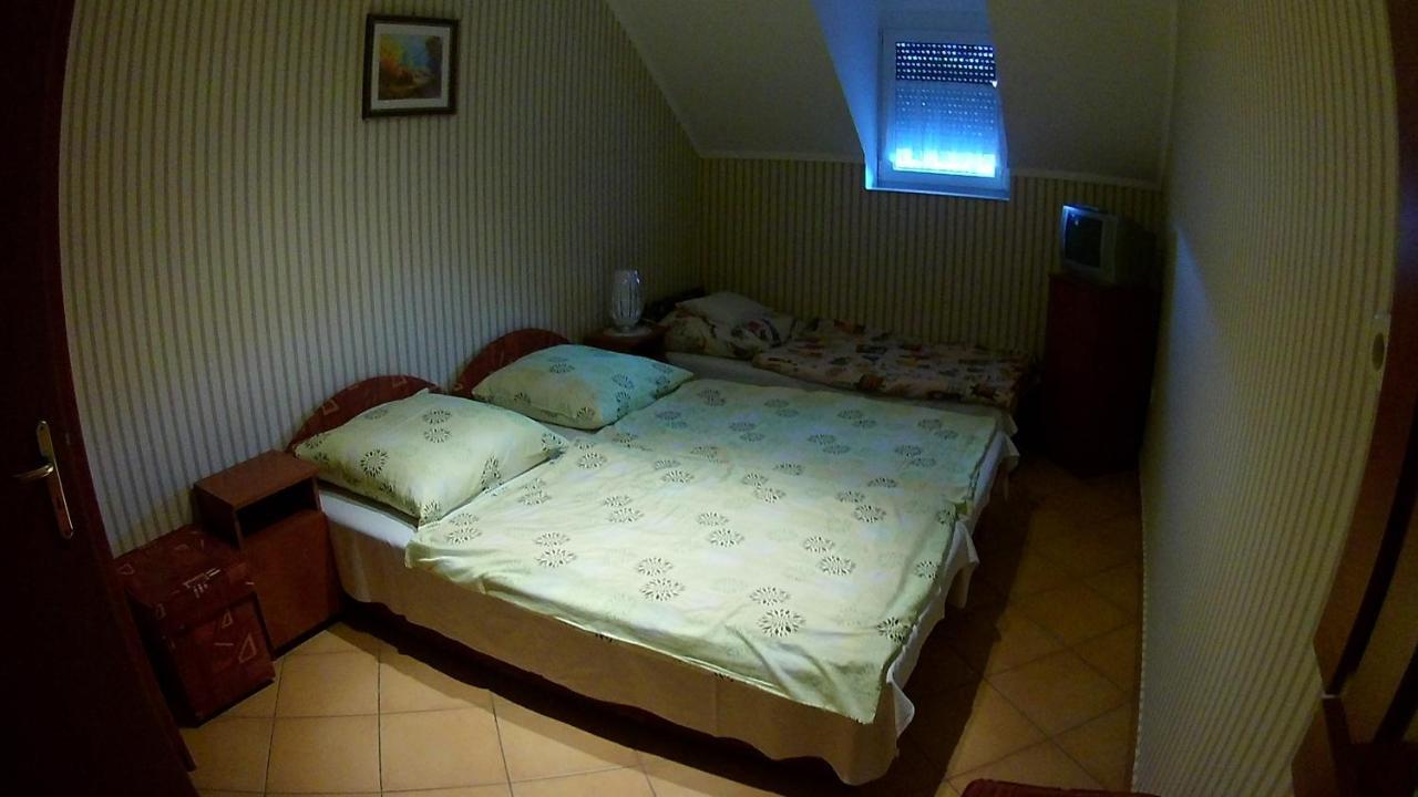 Hotel Abigel Vendeghaz Harkány Zewnętrze zdjęcie